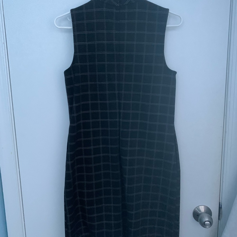 black dress